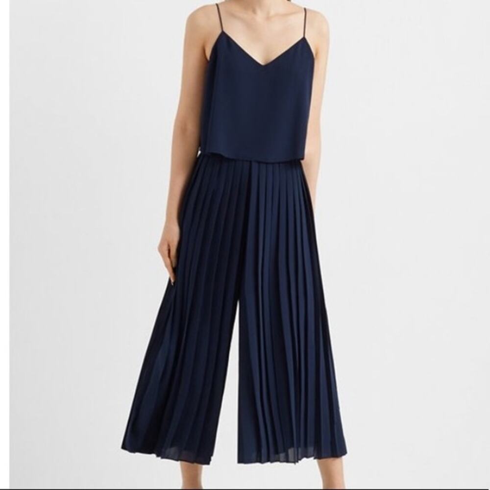 Club Monaco Wide Leg Pleated Spaghetti Strap Chiffon Navy Jumpsuit Size 4
